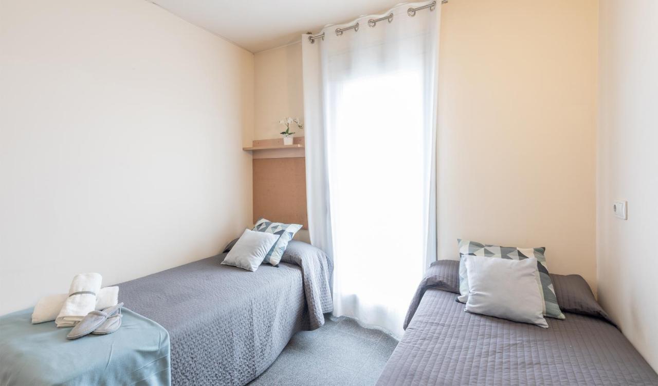 Residencia Universitaria Resa Campus Del Mar Apartment *