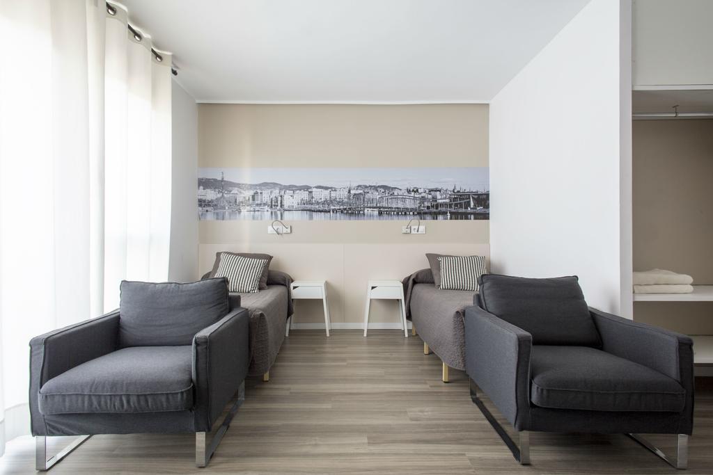 Residencia Universitaria Resa Campus Del Mar Apartment *